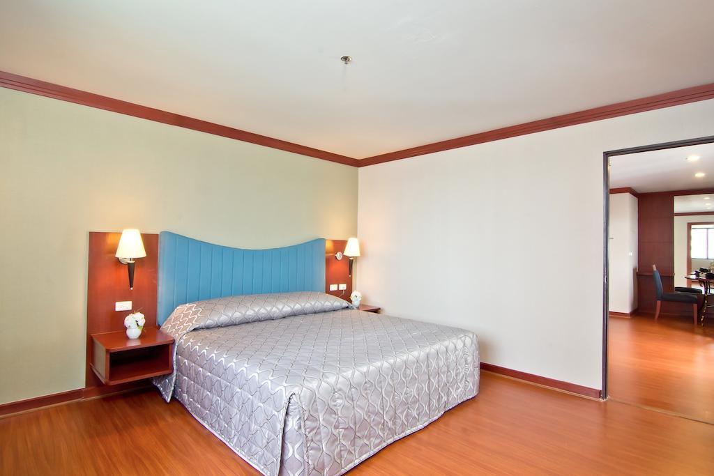 Baiyoke Suite Hotel Bangkok Exteriör bild