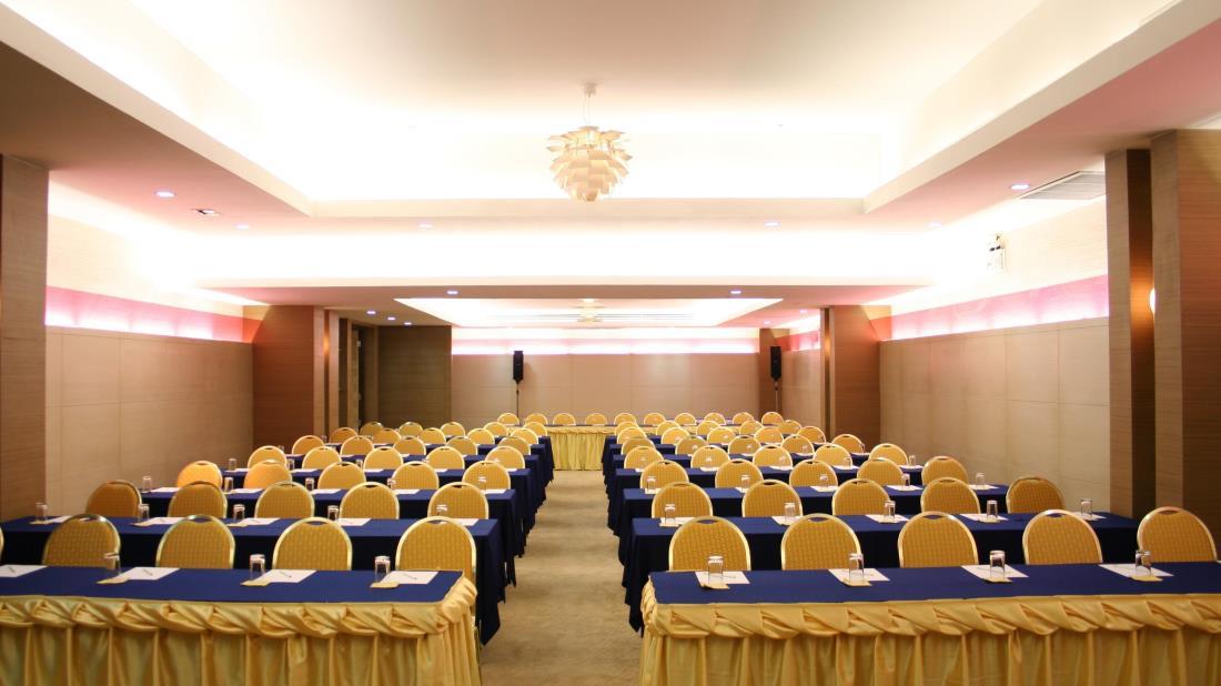 Baiyoke Suite Hotel Bangkok Business bild