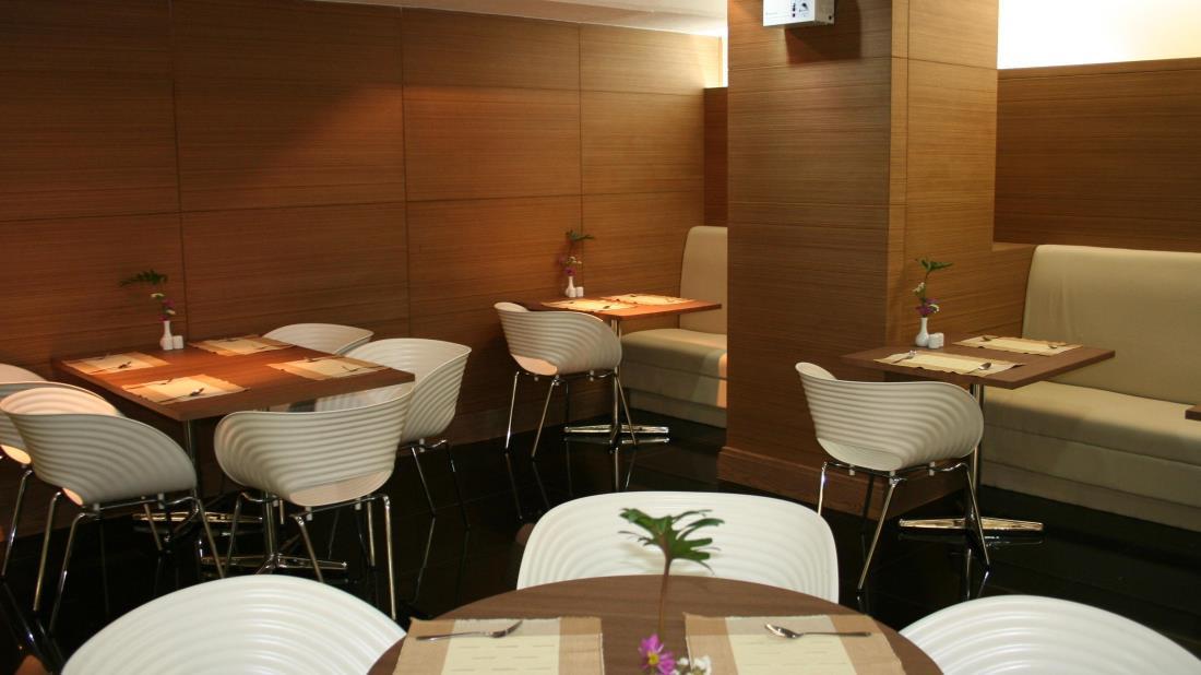 Baiyoke Suite Hotel Bangkok Exteriör bild