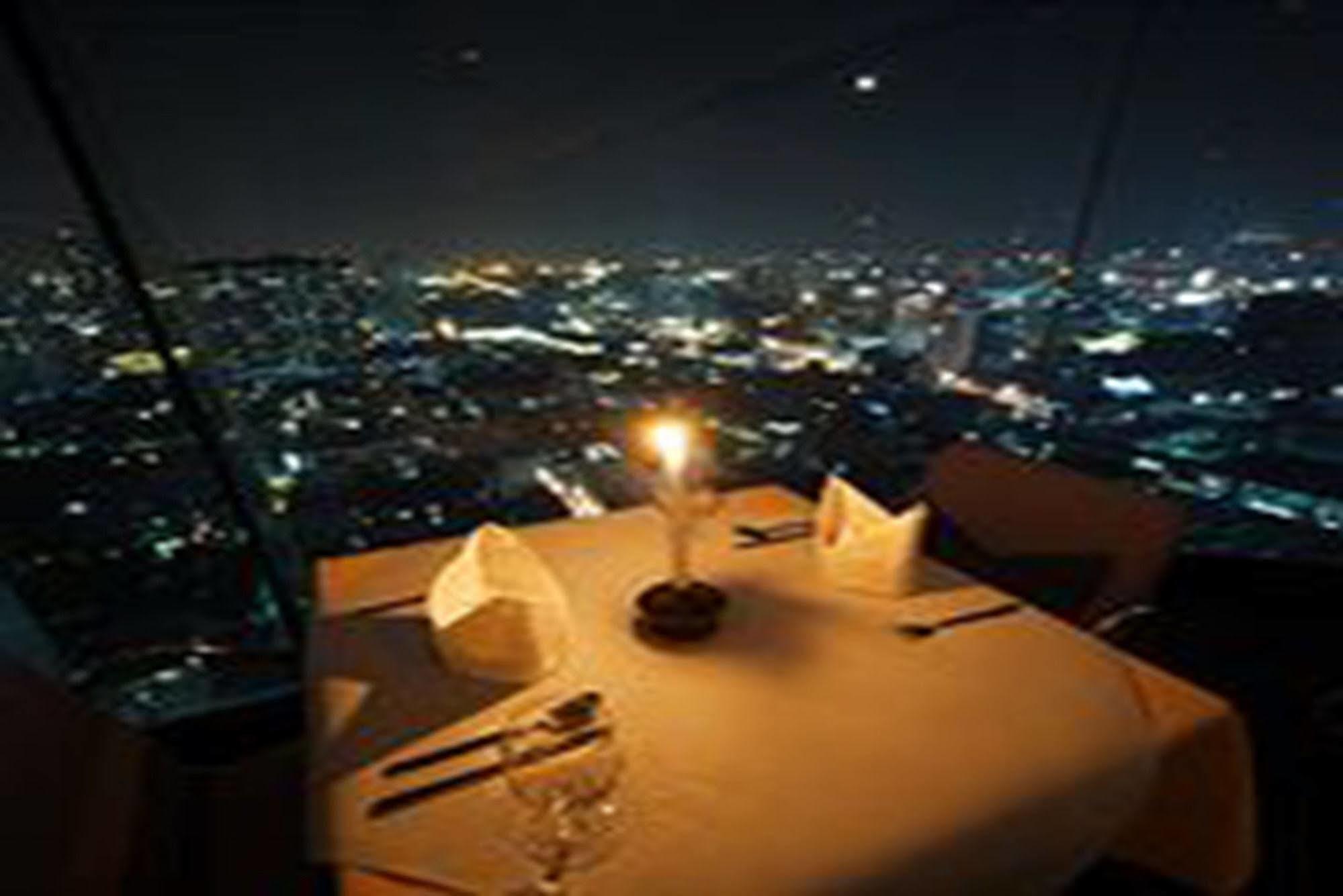 Baiyoke Suite Hotel Bangkok Restaurang bild